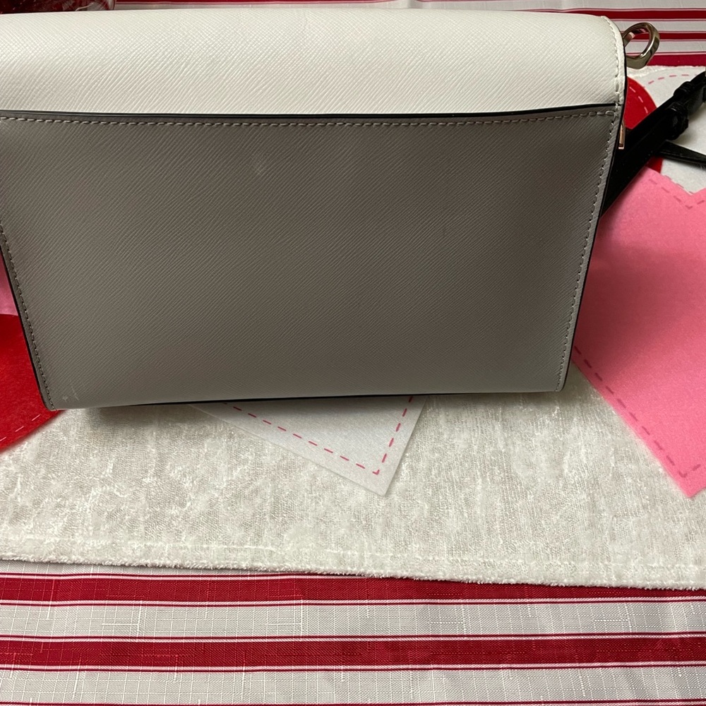 Kate Spade - Picture 3 of 8